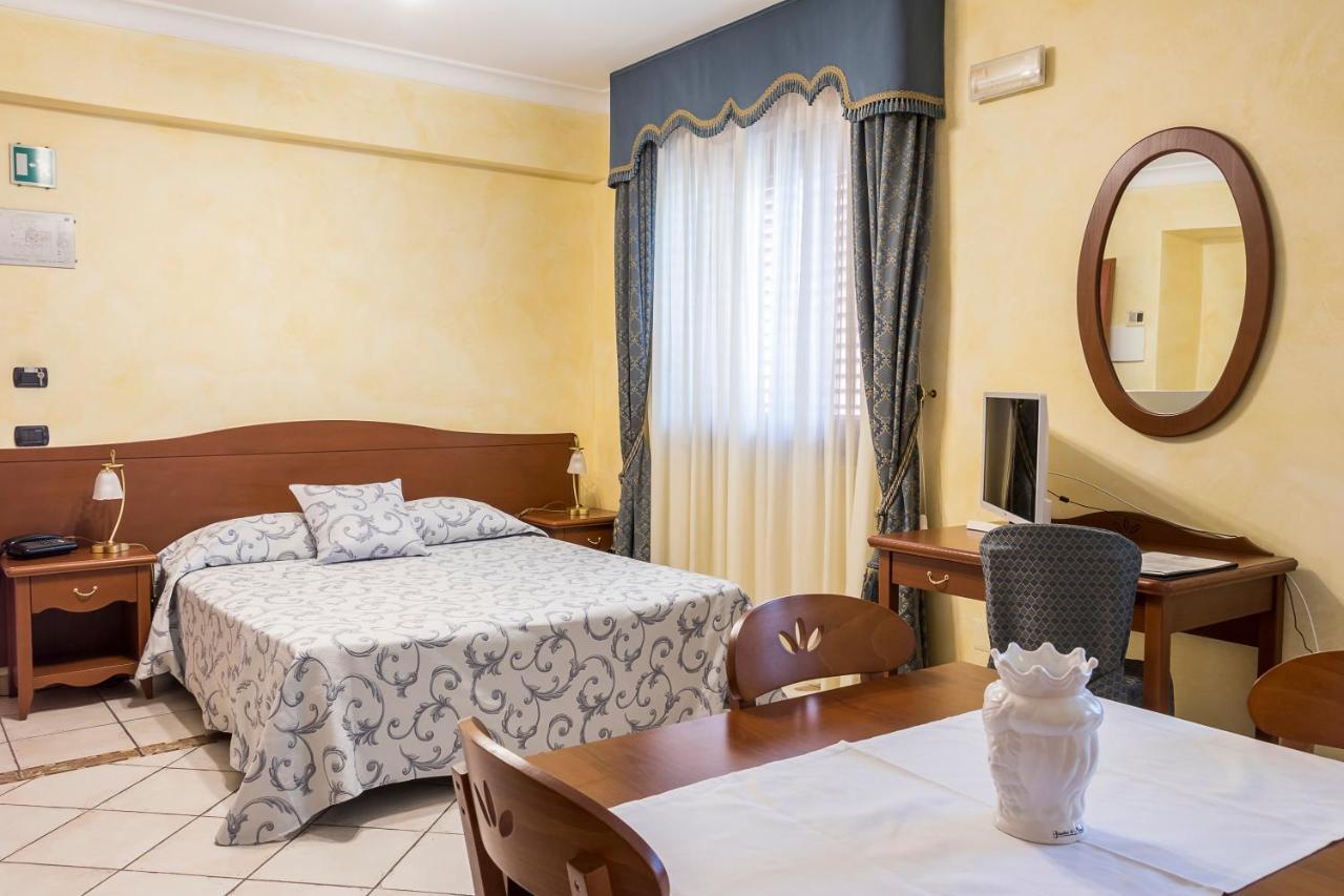 Residence Alberghiero Eolie ลีปารี ภายนอก รูปภาพ